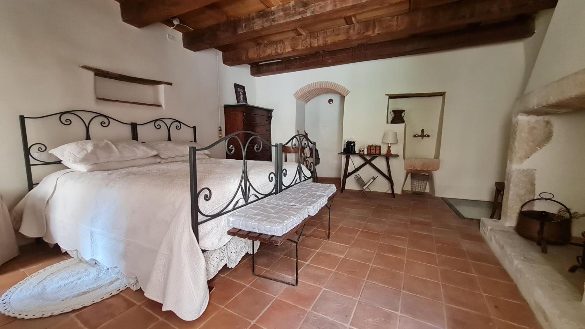 Palazzo Pirro Dimora Storica Bed and Breakfast Acciano Buitenkant foto