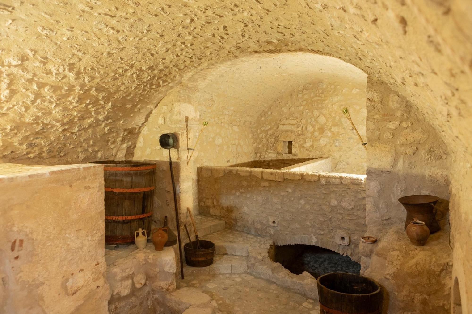 Palazzo Pirro Dimora Storica Bed and Breakfast Acciano Buitenkant foto